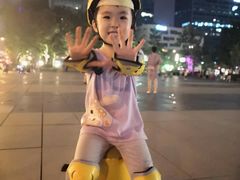 -悦动体能篮球羽毛球网球(三里河店)