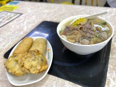 猪脚圈-华威达牛庄(黄埔大道西店)