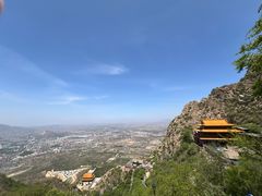 -鸡鸣山旅游风景区