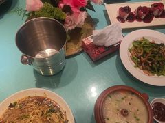 -吴记酱骨炖菜馆(西大直街店)