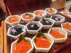 -雍容荟帝王蟹活龙虾展台自助(IFS黑金店)