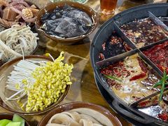 -正南齊北重庆老火锅(光华村直营店)