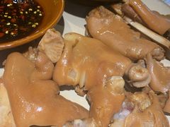 熏猪手-先启半步颠小酒馆(常熟万达广场店)