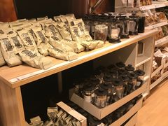 -宜家·瑞典食品屋(宝山店)