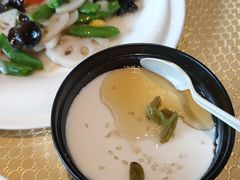 手工自制酸奶-巴扎美食·新疆菜·西域歌舞表演餐厅(新疆大厦店)