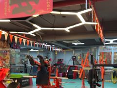 -KingBull私教健身&格斗订制(龙井商业中心店)