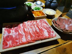手切鲜肥牛-白乐天毛肚火锅馆(解放碑店)