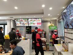 -歹歹的加个面过油肉拌面