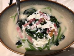 -港丽餐厅(高德置地店)