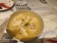 -孔雀云贵川·融合菜(长宁来福士店)