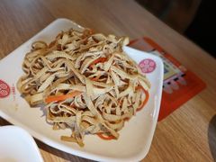 凉拌豆腐丝-老班长手工灌汤包老店(东山店)