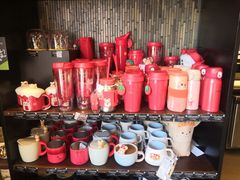 -星巴克臻选(青岛麦凯乐分店)