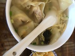 -笑来喜馄饨小笼工坊店(湖滨街店)