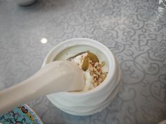 -汗腾格里·风味餐厅(新疆驻京办店)