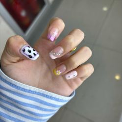 -尤米一站式美甲美睫