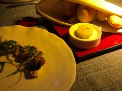 餐前面包配黄油-弦月窗LUNETTE BY AMANDA(复兴路店)