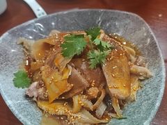 -湖南人家湘菜馆(镇江路店)
