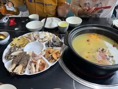 -野菌皇海景野生菌火锅(滨海大道店)