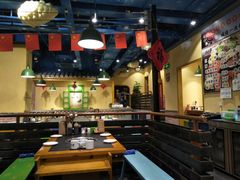 大堂-两三事小郡肝串串香火锅(桂庙店)