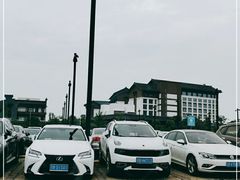 -融创茂-停车场