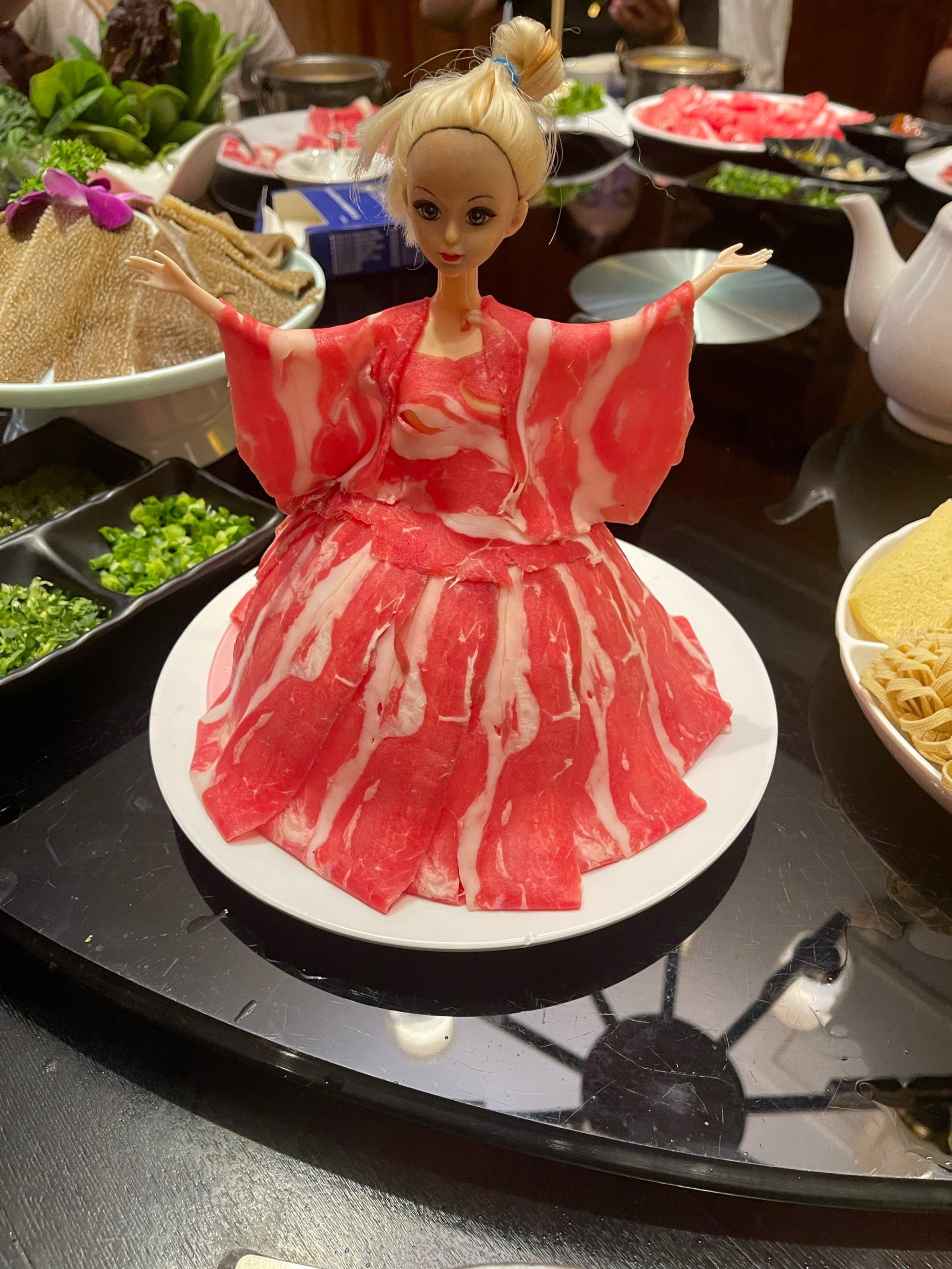 好想吃美味的肥牛火锅啊