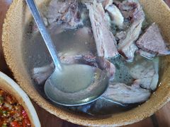 -汤锅大王(新平曹苏黄牛汤锅有限公司)