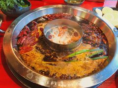 菌汤养生鸳鸯锅-谭鸭血老火锅(漳州路店)