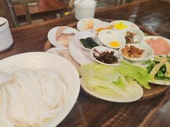 -桥香园云南过桥米线(金马碧鸡店)