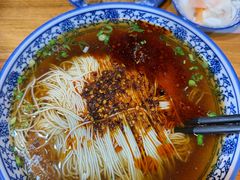 -裕兴记·蟹黄面馆养育巷精选店面馆