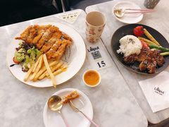 炸猪排-Lilliput粒粒堡亲子餐厅(置汇旭辉店)