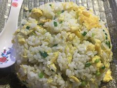 蛋炒饭-霸王虾·小龙虾香辣蟹(玉林店)