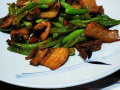 农家小炒肉-新天明砂锅鱼头煲