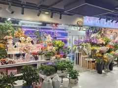 -第5大道精品休闲购物广场