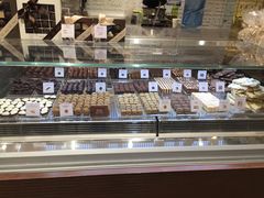 -VENCHI 闻绮(北京国贸商城店)