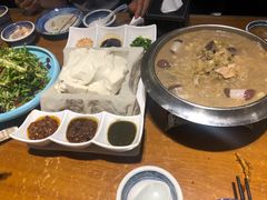 一块豆腐-95号酱骨·一块豆腐(展春园西路店)