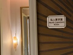 -成都华尔道夫酒店游泳池