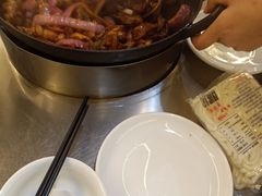 -胡须佬鸡煲四季火锅店(石厦西村直营店)
