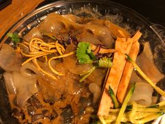 凉拌拉皮-我去·春饼文化主题餐厅(国定路总店)