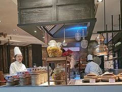 -松咖啡自助餐厅·松北香格里拉