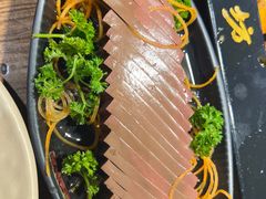-老牌坊云南鱼豆花火锅(哈西万达店)