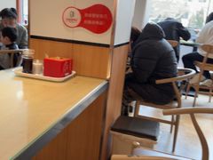 -闫家驴肉老店(华电一校店)