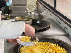 -草桥清真牛肉锅贴扁食店