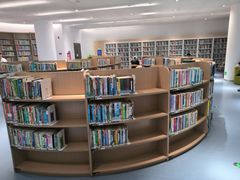 -广州市白云区图书馆