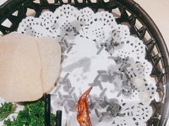 秘制脆皮乳鸽-避风塘(宝山万达店)