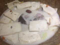 -滇香肴·云南菜蒸汽石锅鱼(云南北路店)