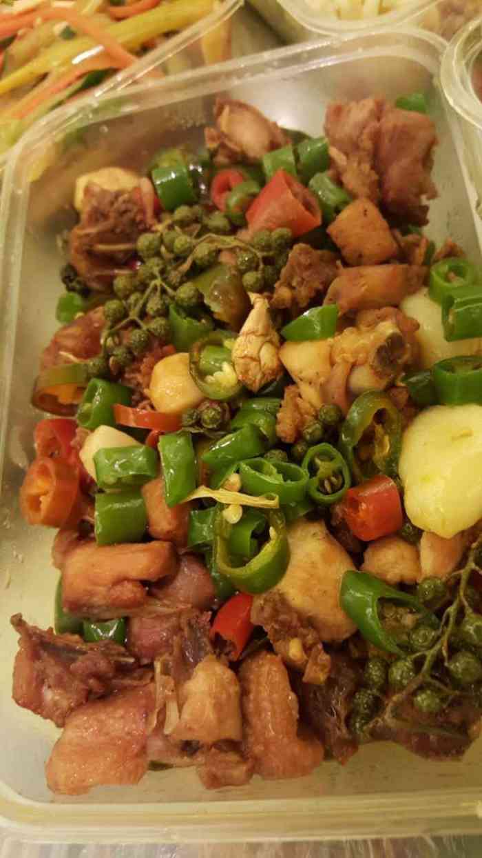 美味生活(私房菜外卖壹分店)-"168的套餐和周围其他外卖店套餐对比