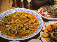 -小三峡食府(西五路店)