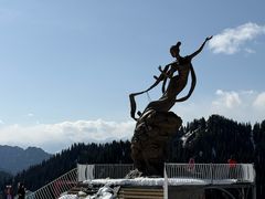 -丝绸之路山地度假区滑雪场