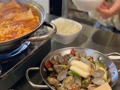 辣炒蛤蜊-富乐满韩国正宗炸鸡韩国料理(虹泉路店)