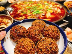 巧心油果子-小饕荟雅安贡椒鱼鲜馆(广福桥店)